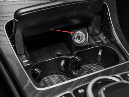 Бездротова автомобільна зарядка для Mercedes Benz W205 C43 C63 AMG GLC43 GLC63 X253