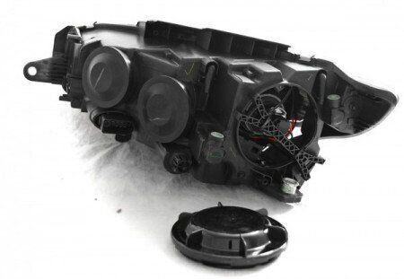 Оптика передня, фари на Фольксваген Пассат СС