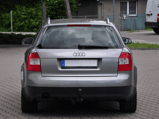 Стоп-сигнал Audi A4 B6 Avant 2001–2004 верхний (третий стоп) Стоп-сигнал Audi A4 B6 Avant 2001–2004 верхний (третий стоп)