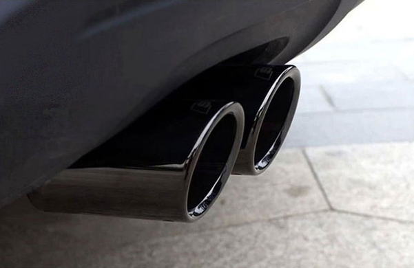 Наконечники глушителя Audi A1 A3 A4 Q5 / VW Bora Polo Passat B7 CC Golf 6 7 Tiguan черные 7.5 см