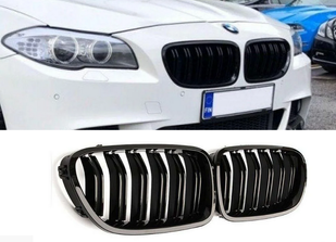 Решітка радіатора BMW E63 / E64 стиль М чорна глянсова
