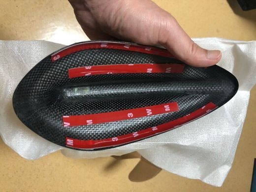 Акулячий плавник на дах BMW F22 F23 F30 F35 F34 F32 G30 G11 F80 F80 F48 карбон