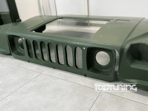 Решетка радиатора на HUMMER M998 HMMWV