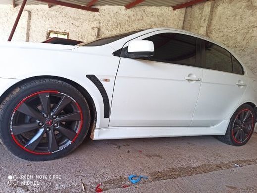 Накладки на крылья Mitsubishi Lancer X
