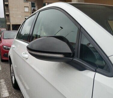 Накладки на зеркала VW Golf 7 / Touran 2 черные глянцевые