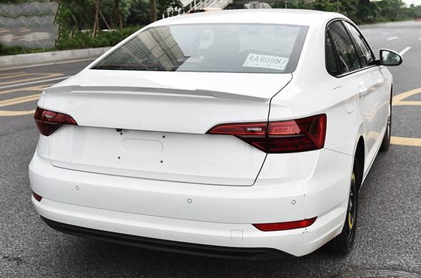Спойлер багажника VW Jetta 7 (ABS-пластик)