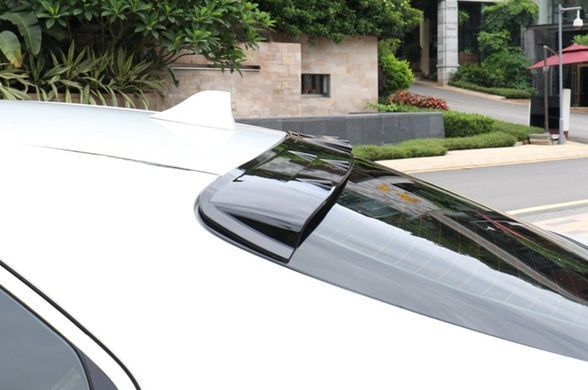 Спойлер козырек на Toyota Camry V70 черный глянец ABS-пластик