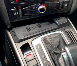 Бездротова автомобільна зарядка Audi Q5 (08-16 р.в.)