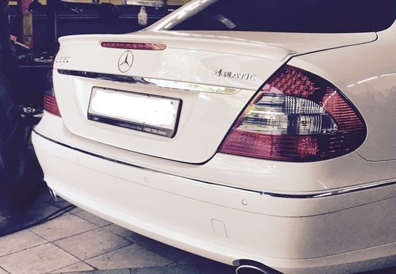 Спойлер Мерседес W211 стиль AMG Черный глянец (ABS-пластик)
