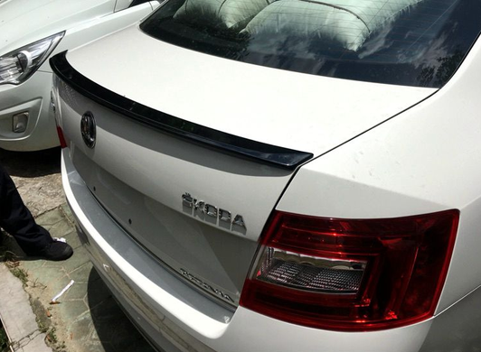 Спойлер Skoda Octavia A7 чорний глянсовий ABS-пластик