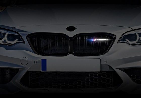 Эмблема на решетку радиатора M Performance