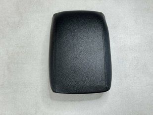 Кришка підлокітника центральної консолі Audi Q5 (2008-2016)