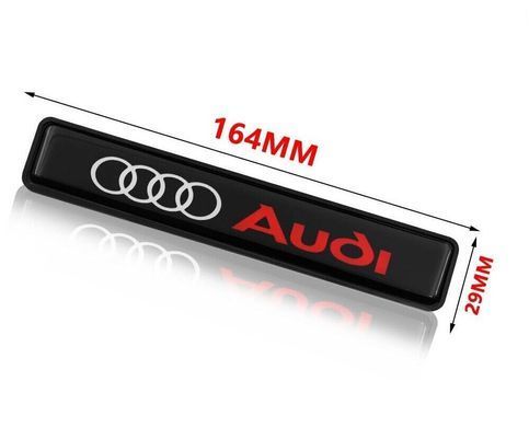 Эмблема на решетку радиатора Audi