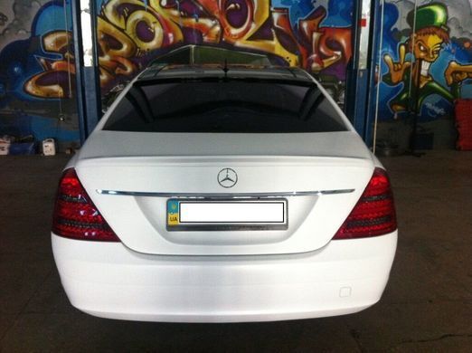 Спойлер багажника Mercedes W221