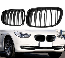 Решітка радіатора (ніздрі) BMW 5 F07 GT стиль M чорна глянсова